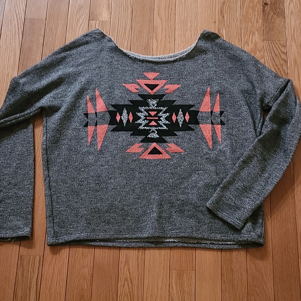 CHARLOTTE RUSSE Aztec crop top